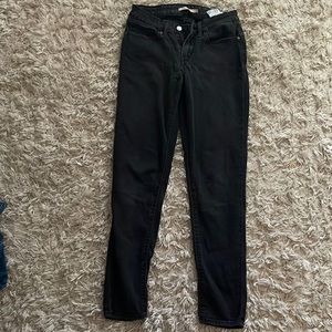 Women Levi jeans (black)